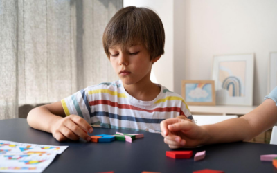 Encourager les capacités des enfants autistes : méthodes et approches